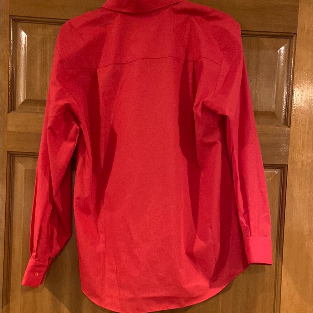 EUC! Women’s size 10, Foxcroft wrinkle free red blouse! - Picture 3 of 3